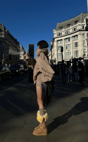 Oversized Knitwear Set with Scar
