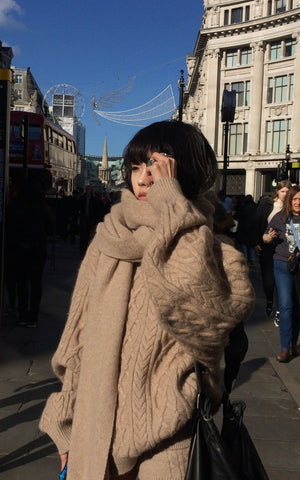 Oversized Knitwear Set with Scar
