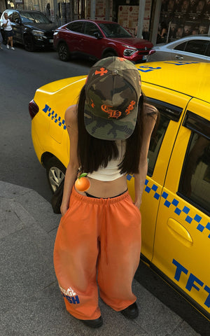 Gradient Wide-Leg Pants with Bold Print