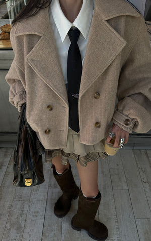 Cropped Wool-Like Coat with Double Breasted Design and Structured Lapel