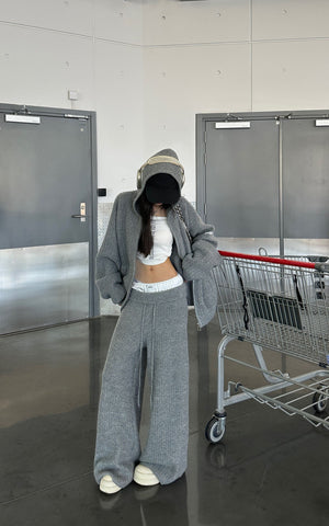 Oversized Knit Hoodie and Wide-Leg Pants Set