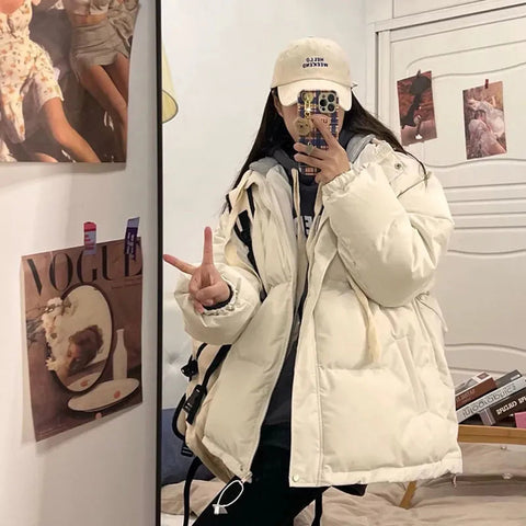 Koreanische Winterjacke mit Kapuze