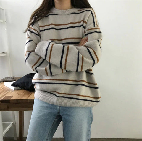 Loose O-Neck Knitted Striped Sweater