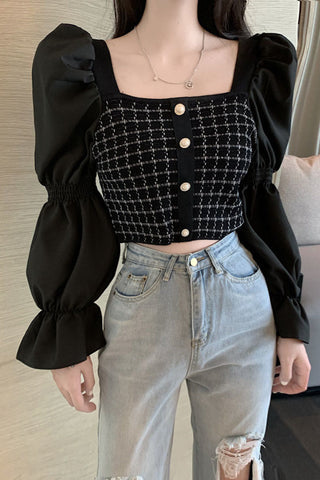 Bluse mit langen Ärmeln und quadratischem Kragen 