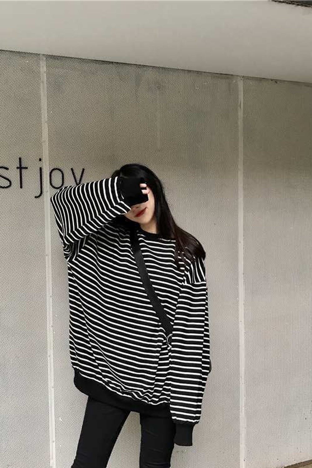 Loose Black White Striped Sweatshirt