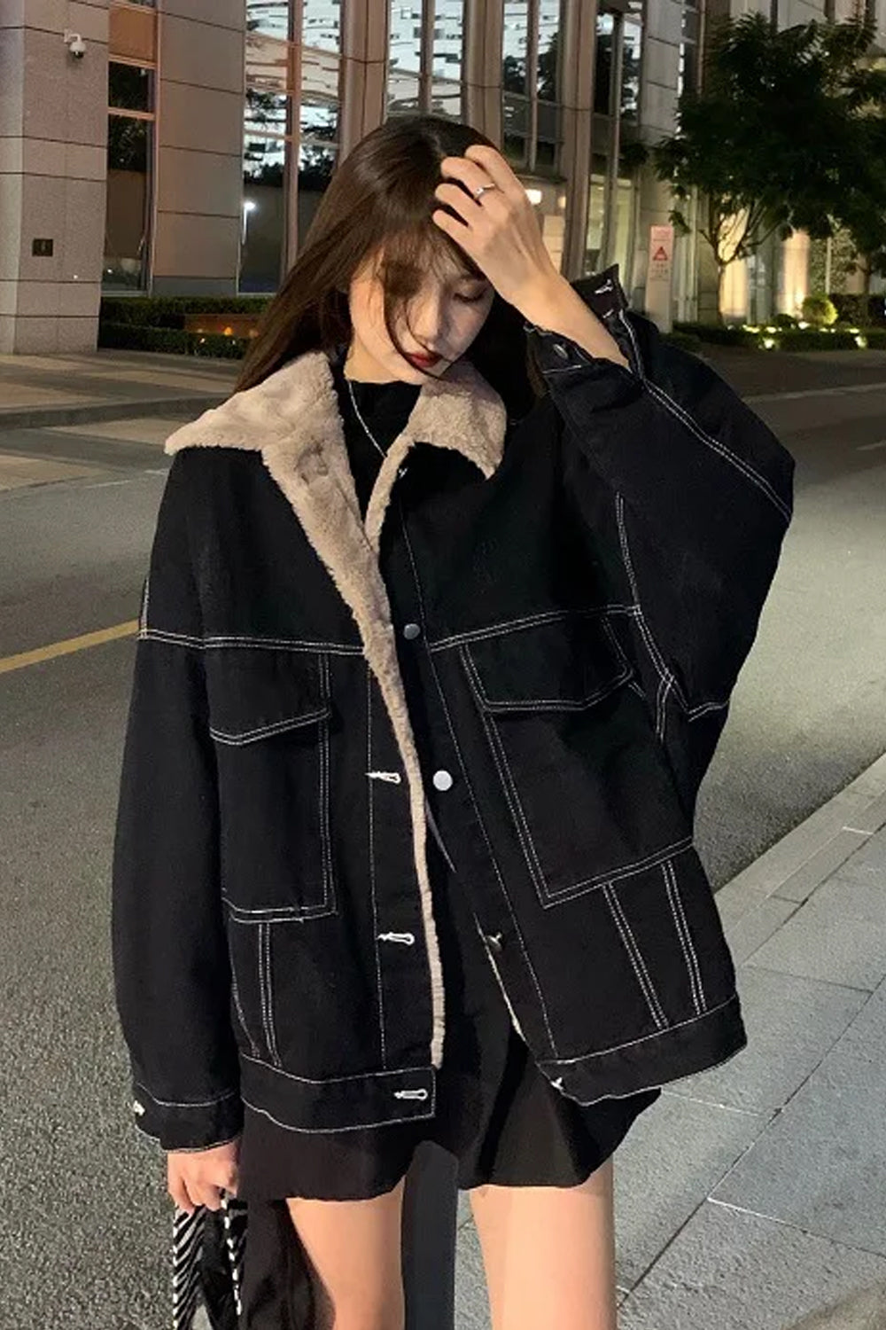 Loose Line Panelled Black Jeans Jacket