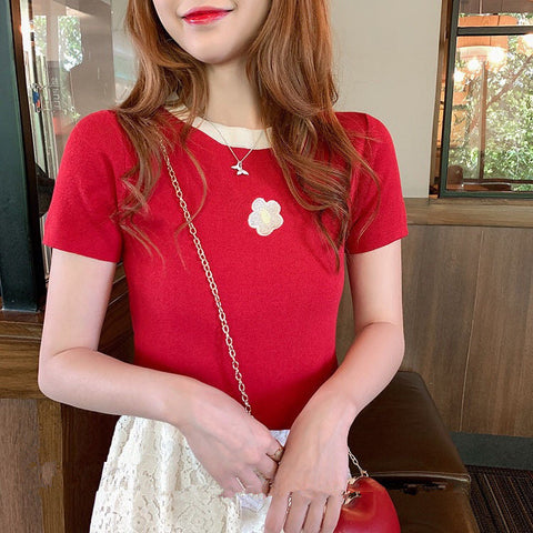 Lässiges, schmales Hemd mit Gänseblümchen-Stickerei 