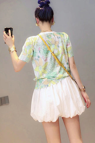 Flower Printed Knitted O-Neck Shirt