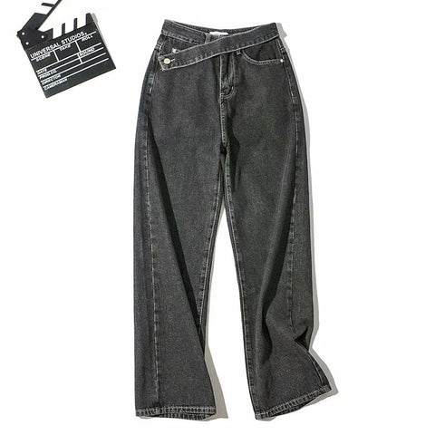 Jeanshose mit hoher Taille und unregelmäßigem Reißverschluss und weitem Bein