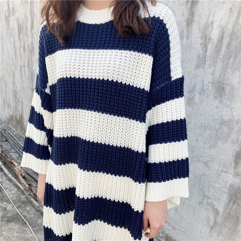 Loose Long Striped Crew Neck Knitted Dress