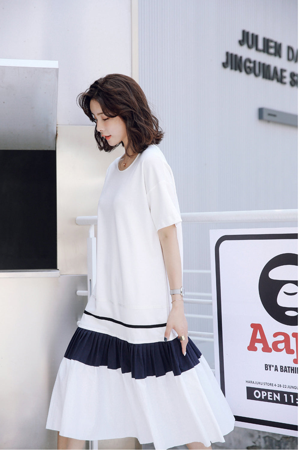 Loose Irregular Pleated O-Neck Solid Dress