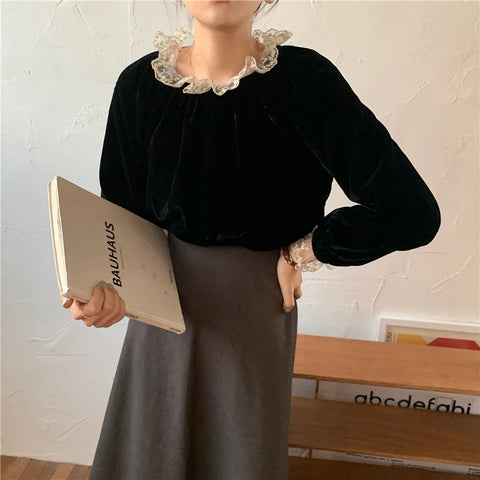 Camisa holgada de manga larga con encaje cosido