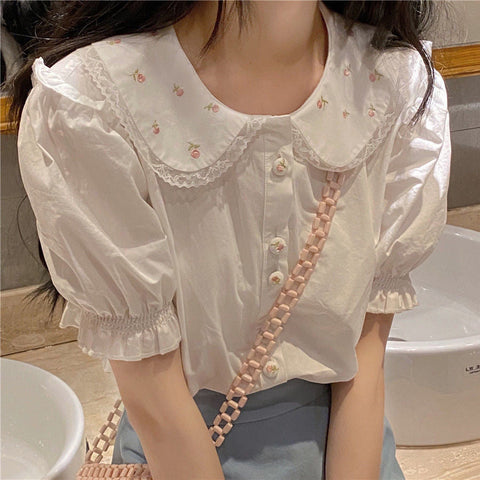 Floral Pattern Peter Pan Collar Kawaii Blouse Shirt