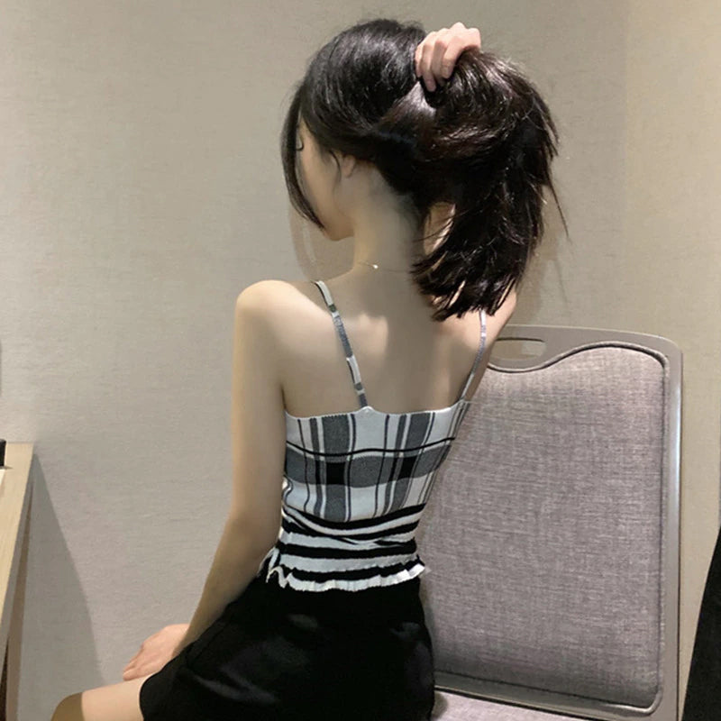 Ruffles Knitted Plaid Button Crop Tops