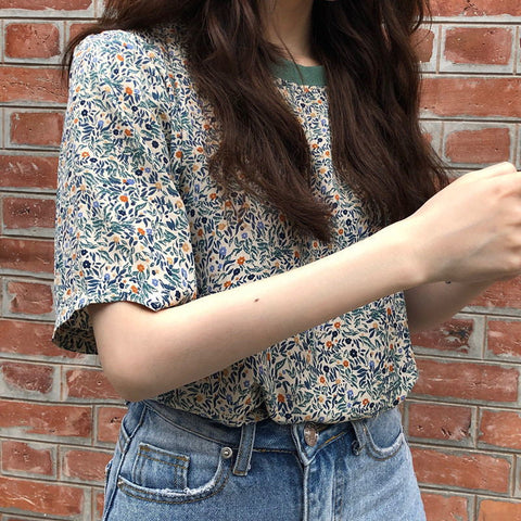 Lässiges T-Shirt mit Rundhalsausschnitt und Blumenmuster 