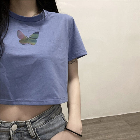 Camiseta corta reflectante con diseño de mariposa