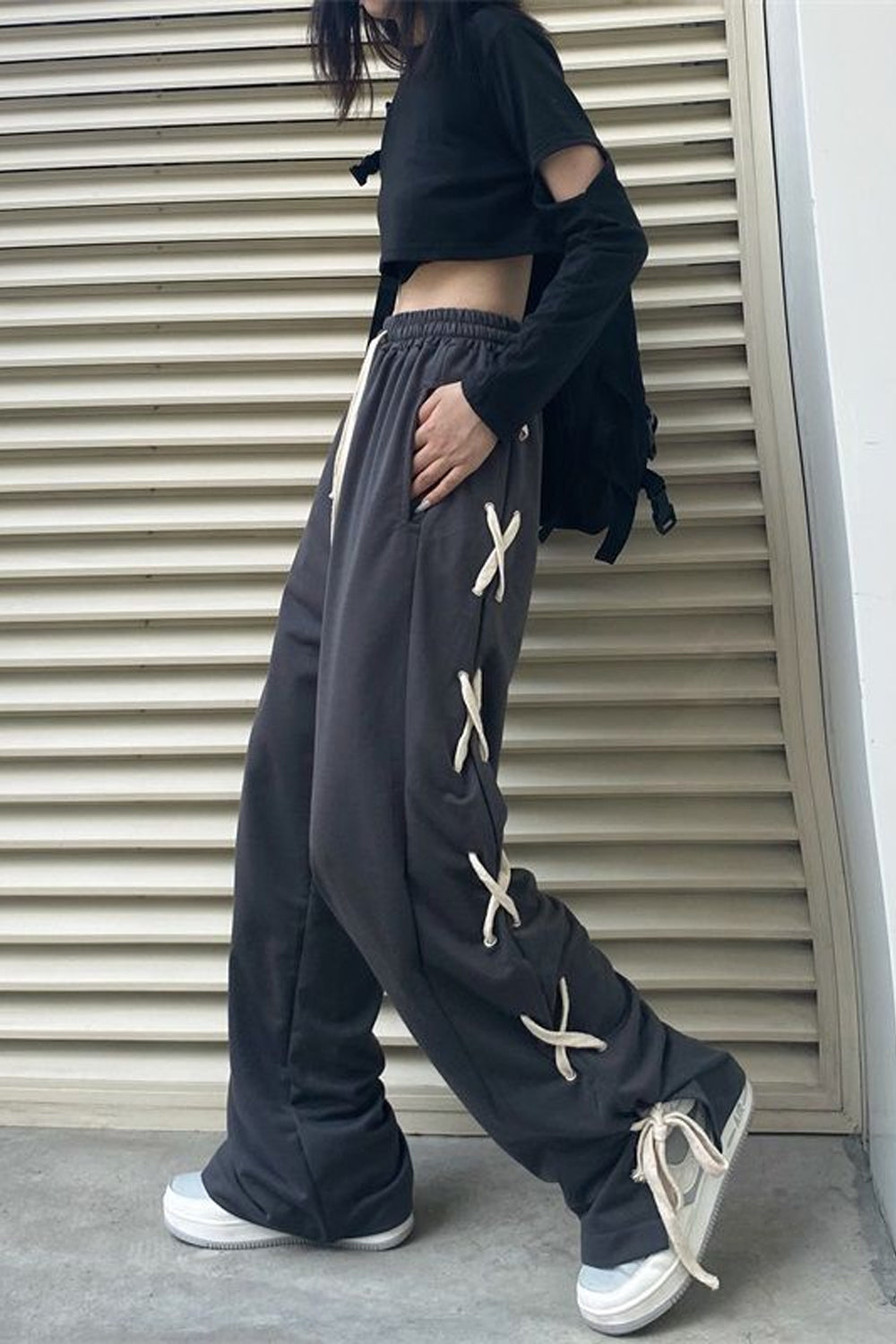 Loose Side Tie Style Jogging Pants