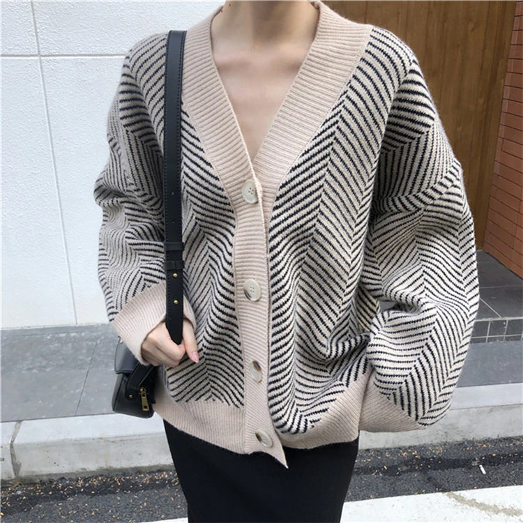 Gestreifter Cardigan mit V-Ausschnitt und Knöpfen, Oversize-Pullover