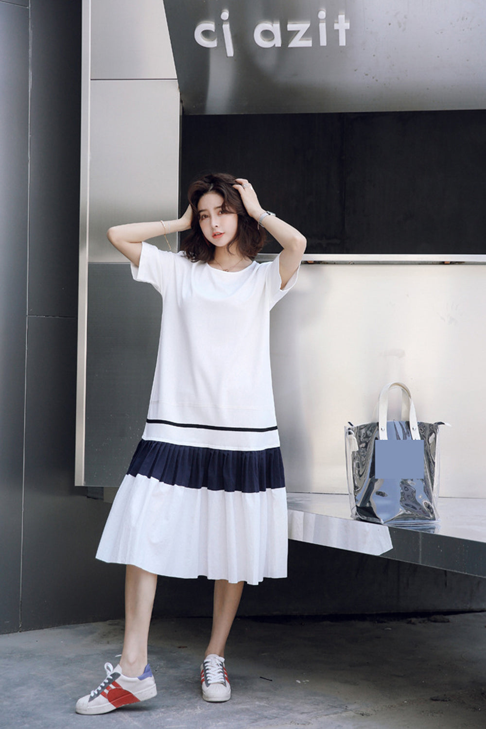 Loose Irregular Pleated O-Neck Solid Dress