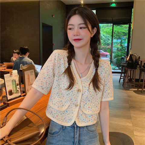 V-Neck Single Breasted Cropped Blouse Shirt