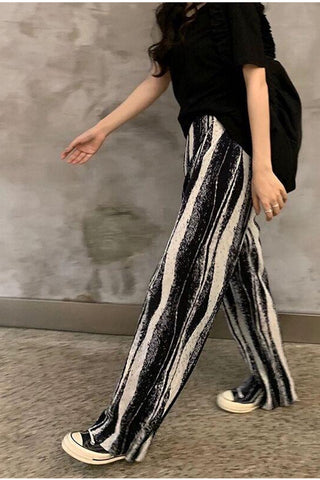 High Waist Solid Color Pleated Loose Pants