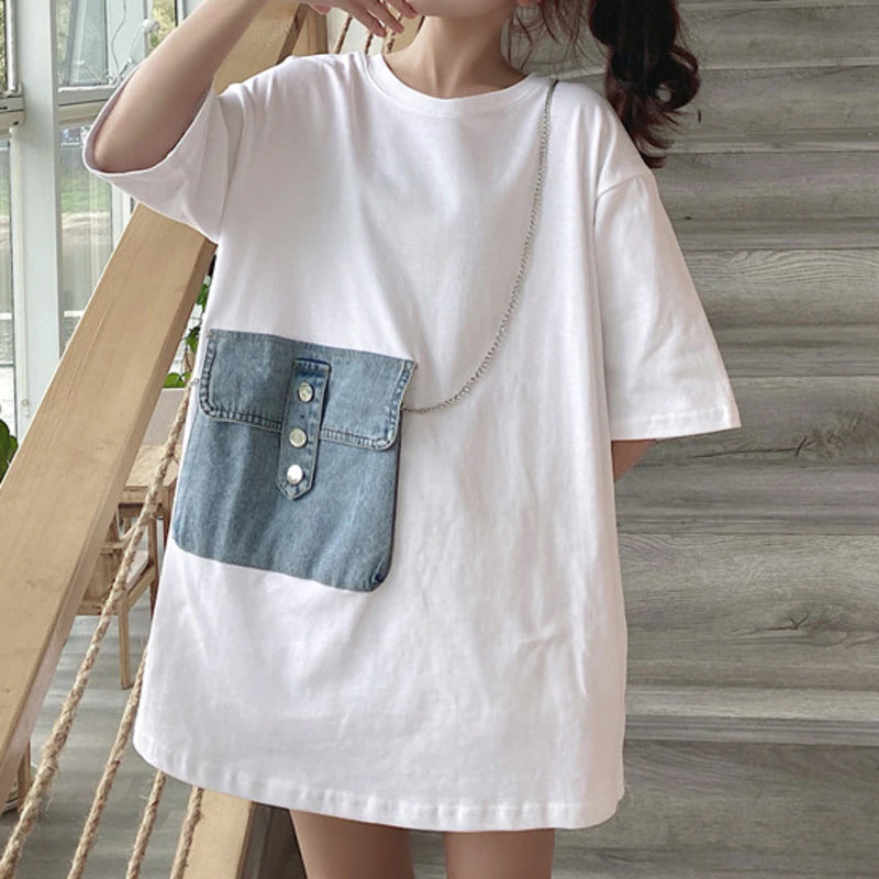 Lockeres Oversize-Hemd mit Denim-Kettentasche