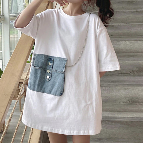 Lockeres Oversize-Hemd mit Denim-Kettentasche