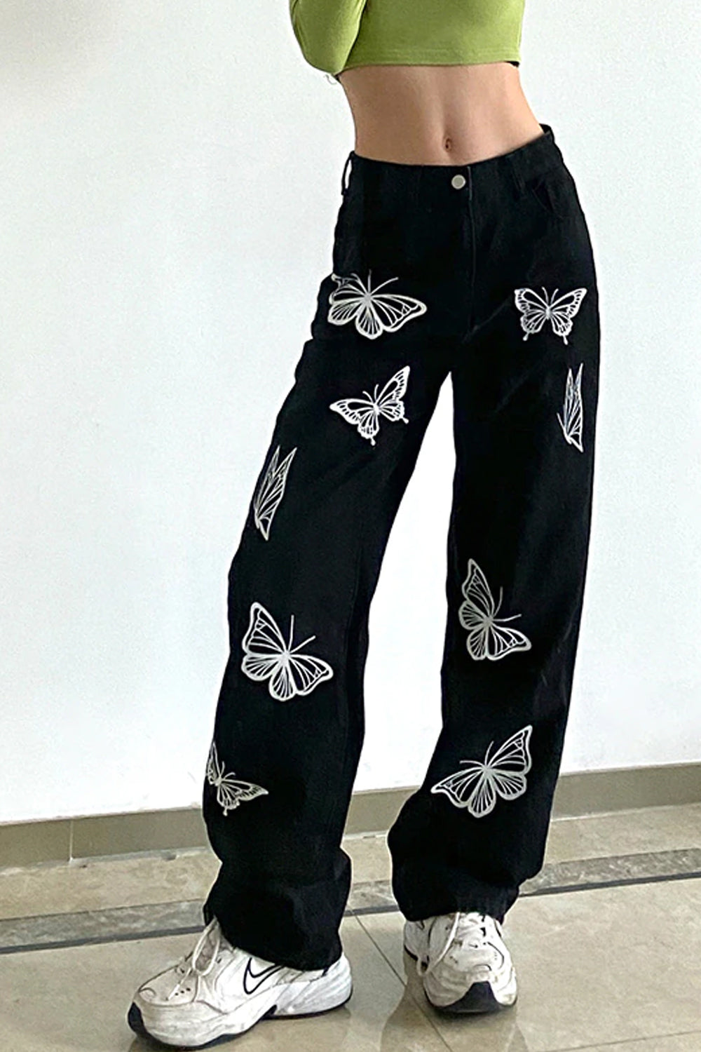 Pantalones vaqueros negros con estampado de mariposas casuales