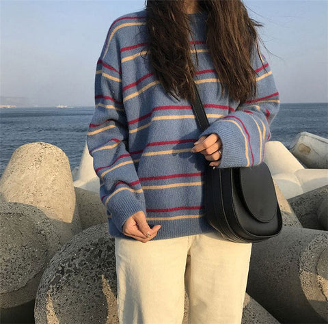 Loose O-Neck Knitted Striped Sweater