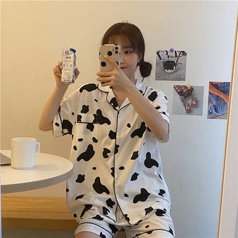 Conjunto de pijama de 2 piezas con estampado de vaca y manga corta 