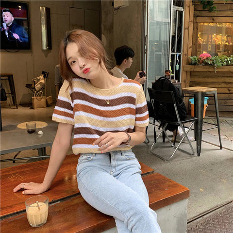 Vintage Striped Color O-Neck Knitted Shirt