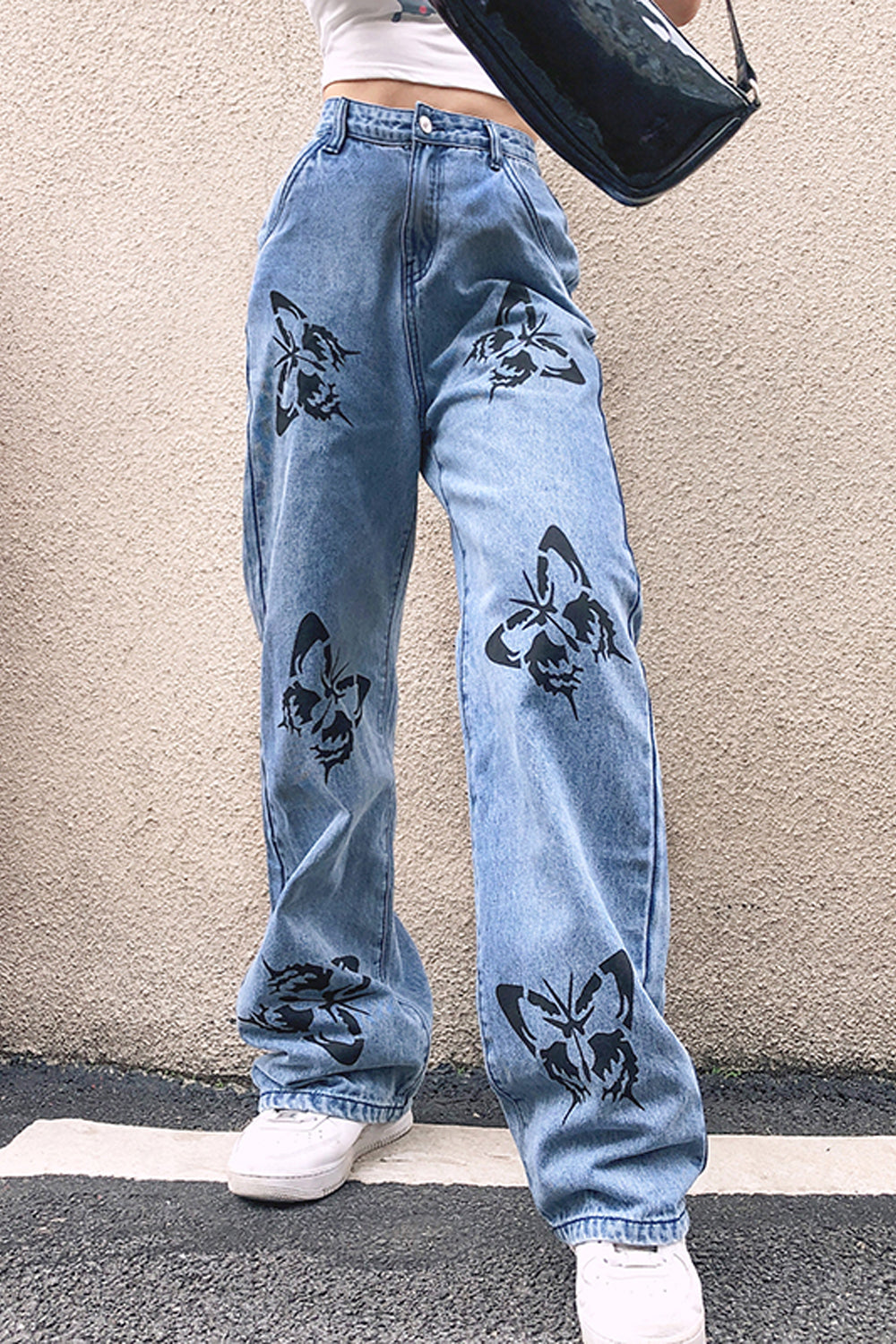 Lockere Jeanshose mit hoher Taille und Schmetterlingsmuster 