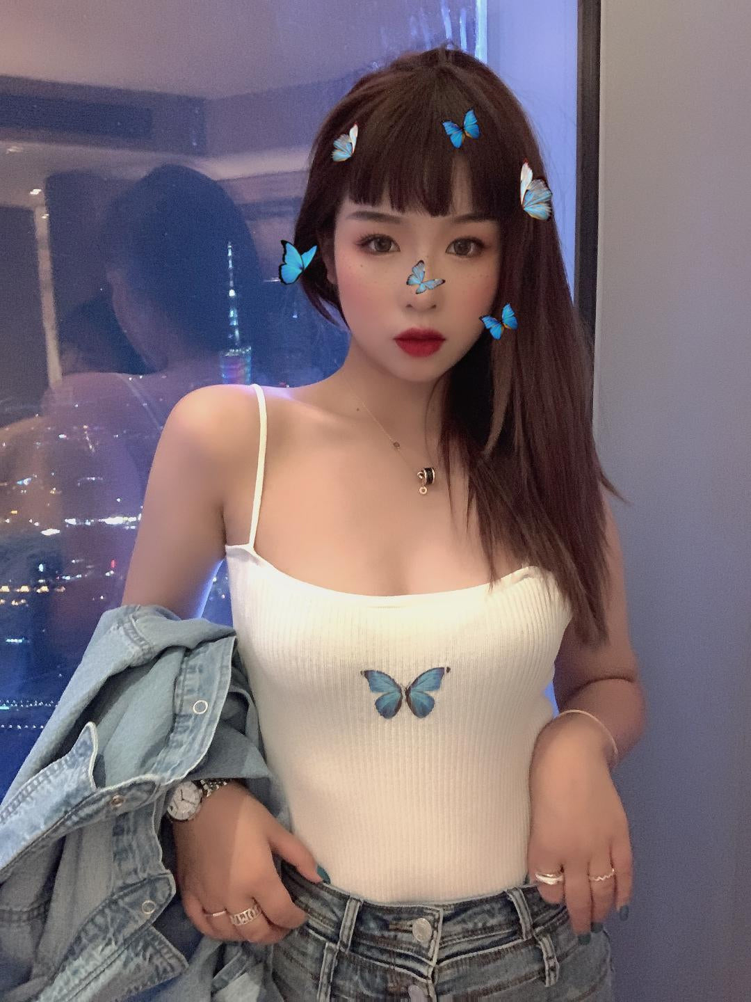 Knitting Butterfly  Crop Casual Tank Top