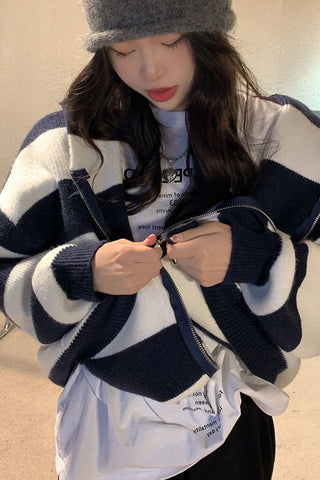 Loose Knitted Zipper Striped Hoodie