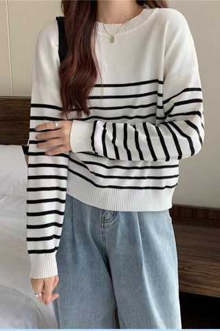 Long Sleeve O-Neck Striped Knitted Sweater