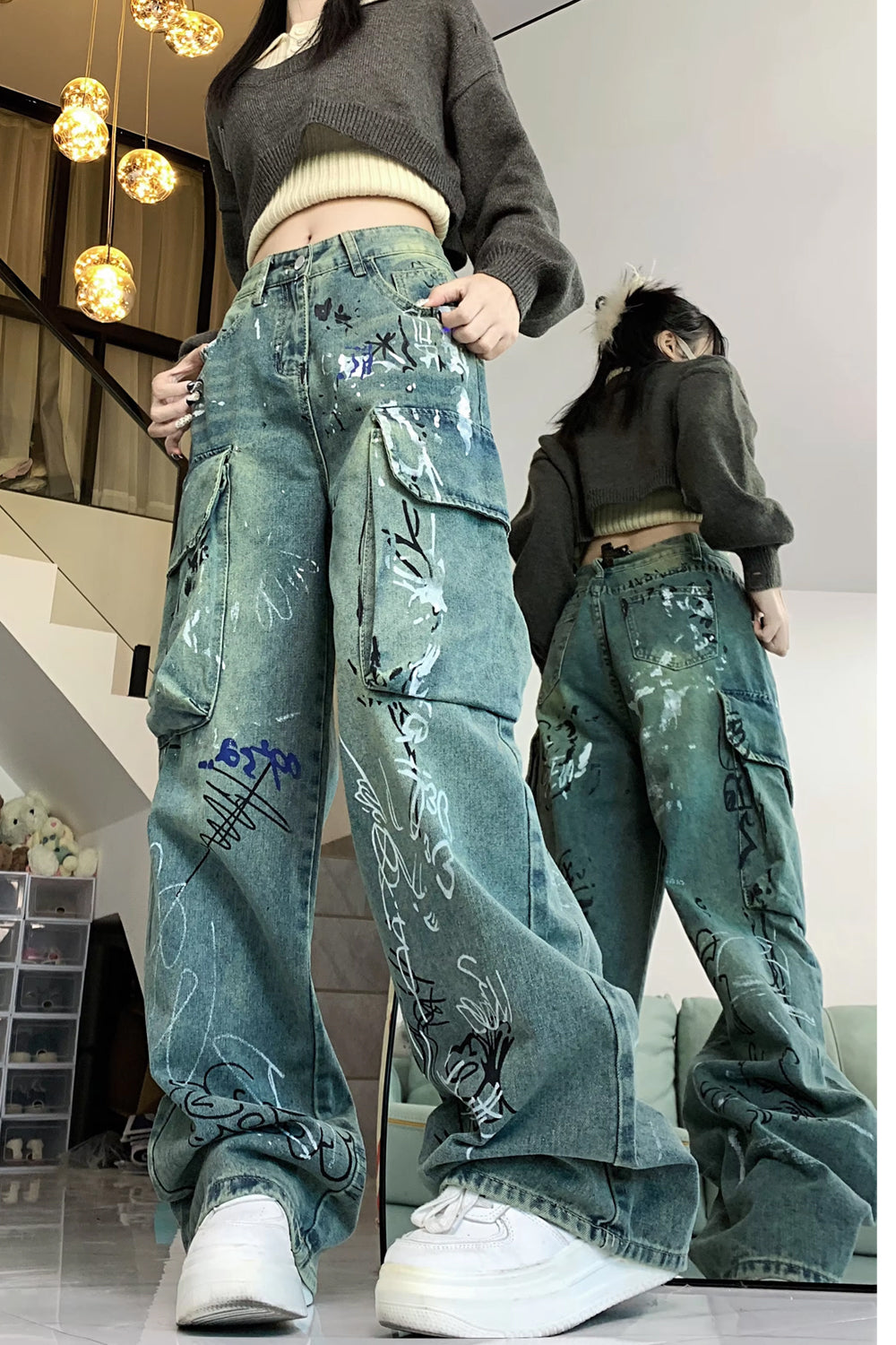 Loose Graffiti Pattern Cargo Pockets Jeans Pants