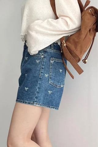 Casual Bowknot Embroidered Denim Shorts