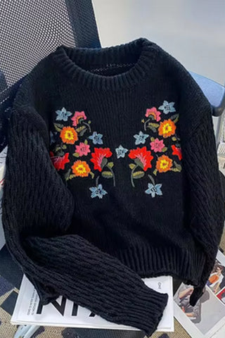 Long Sleeve Flowers Embroidered Knitted Sweater
