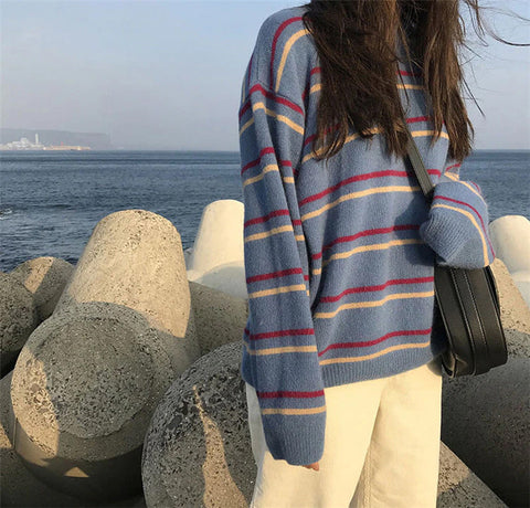 Loose O-Neck Knitted Striped Sweater