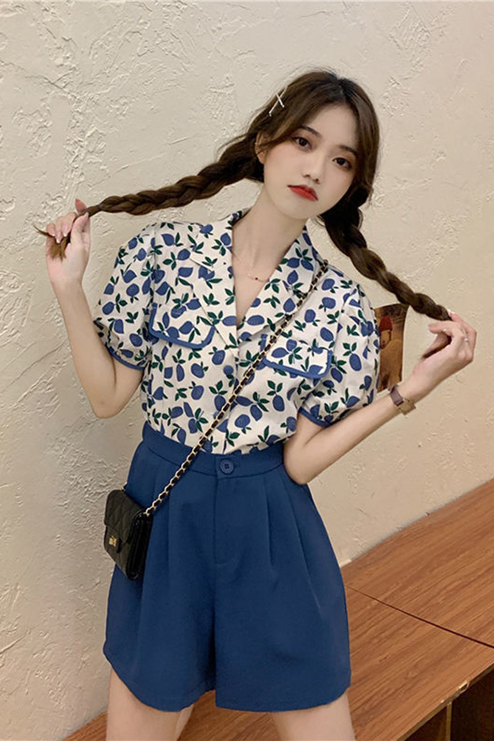 Bluse mit Puffärmeln und Vintage-Blumenmuster 