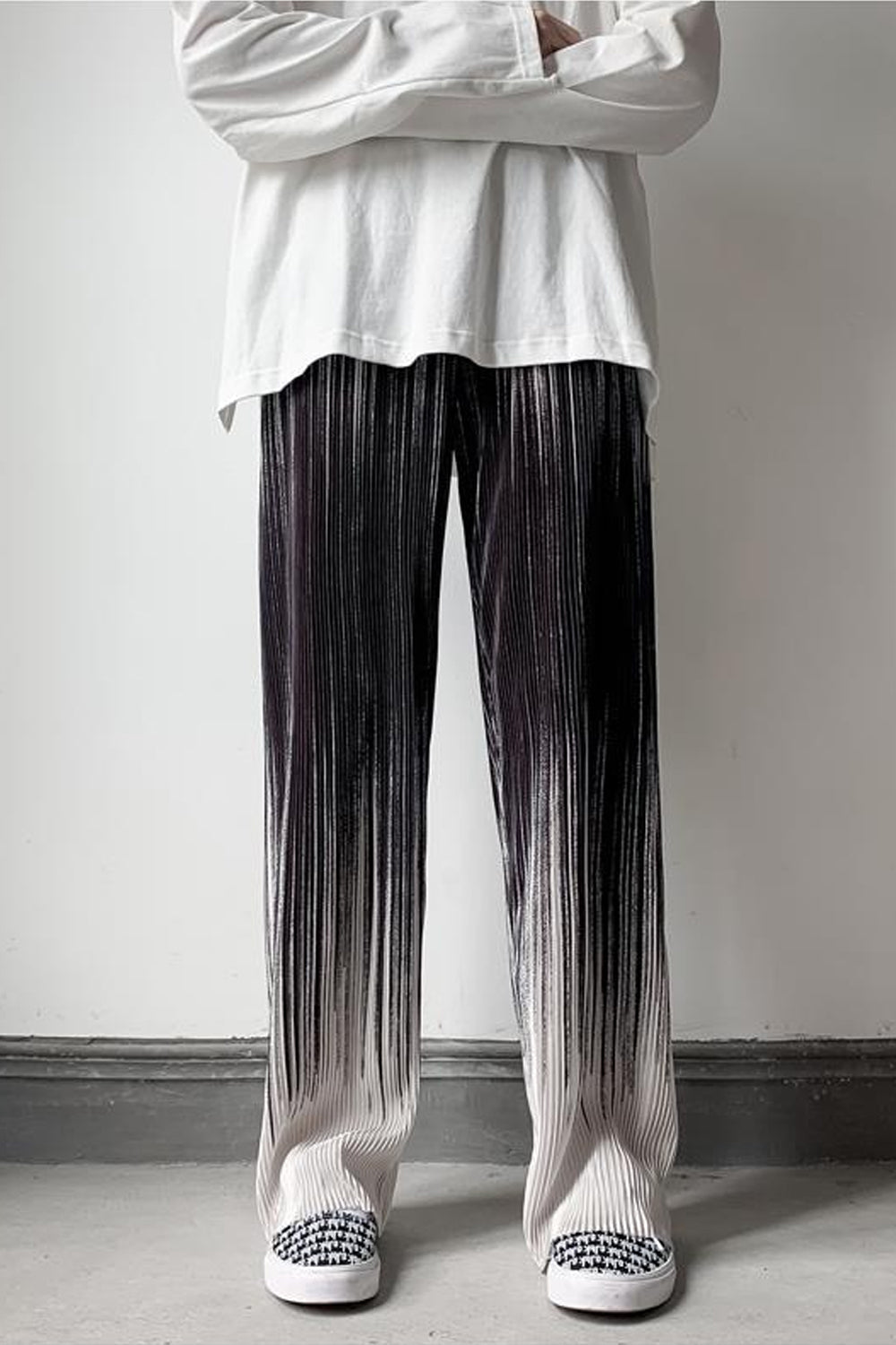 Loose Tie Dye Pleated Men Pants