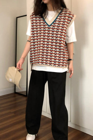 Loose Retro Heart Pattern Sleeveless Vest Sweater