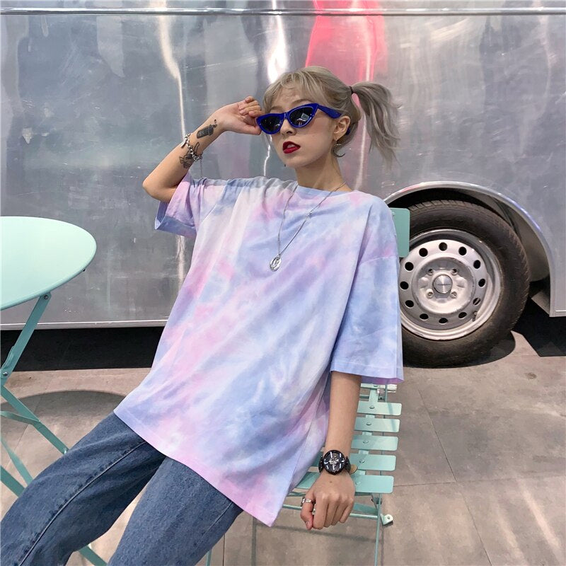 Loose Tie Dye Graphic Short Sleeve Shirt