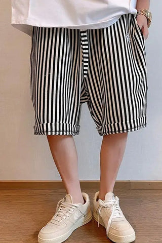 Vertical Striped Pattern Loose Shorts Men Pants