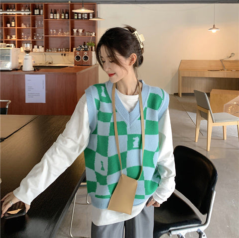 Loose Chess Plaid V-Neck Vest Sweater