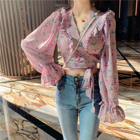 Blusa de gasa con volantes y estampado floral de manga larga 