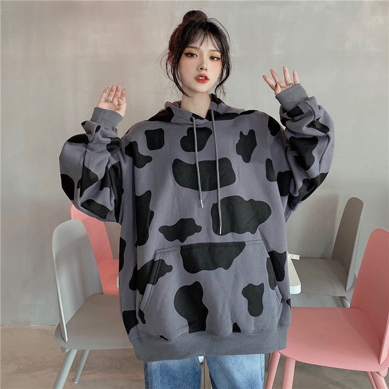 Sudadera con capucha estampada con estampado de vaca