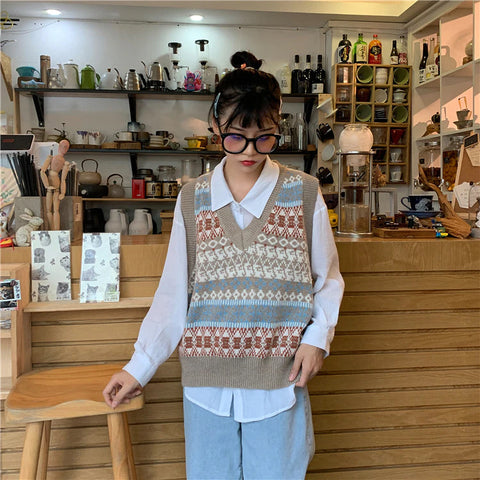 Retro Pattern V-Neck Sleeveless Vest Sweater