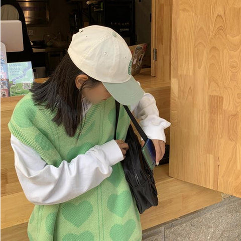 Love Pattern Loose V-Neck Vest Sweater