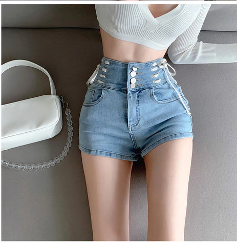 Sexy Denim-Shorts mit hoher Taille und seitlicher Spitze 